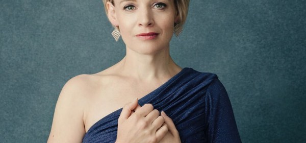 Rachel Nicholls, soprano