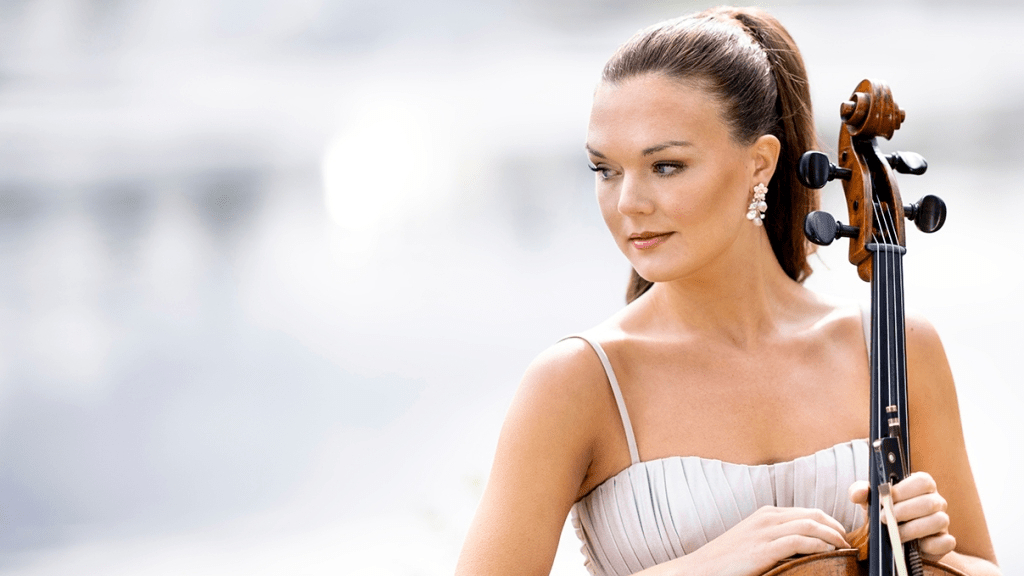 Sandra Lied Haga cellist